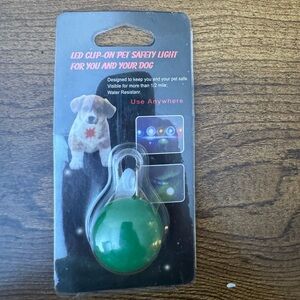 Green LED Clip-On Pet Safety Light